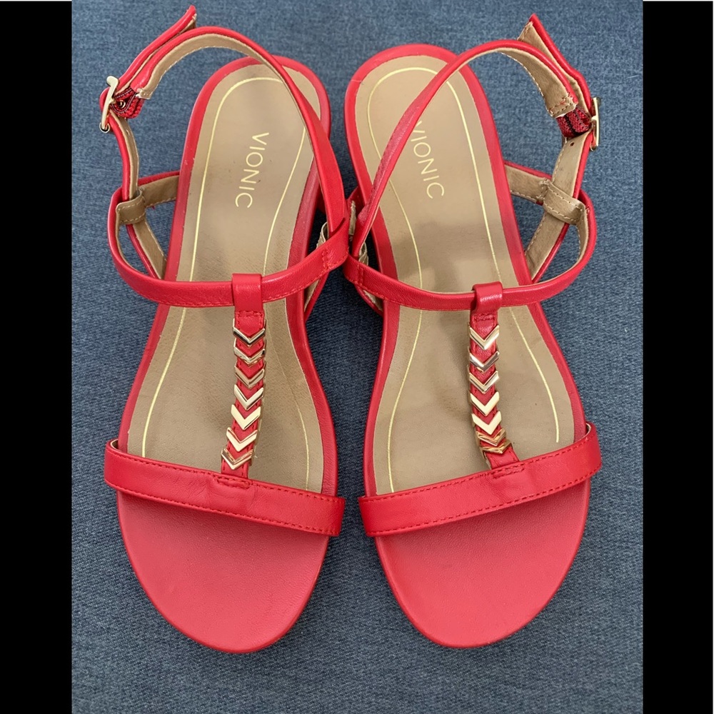 Women’s Vionic Cali Wedge Sandal Size 8